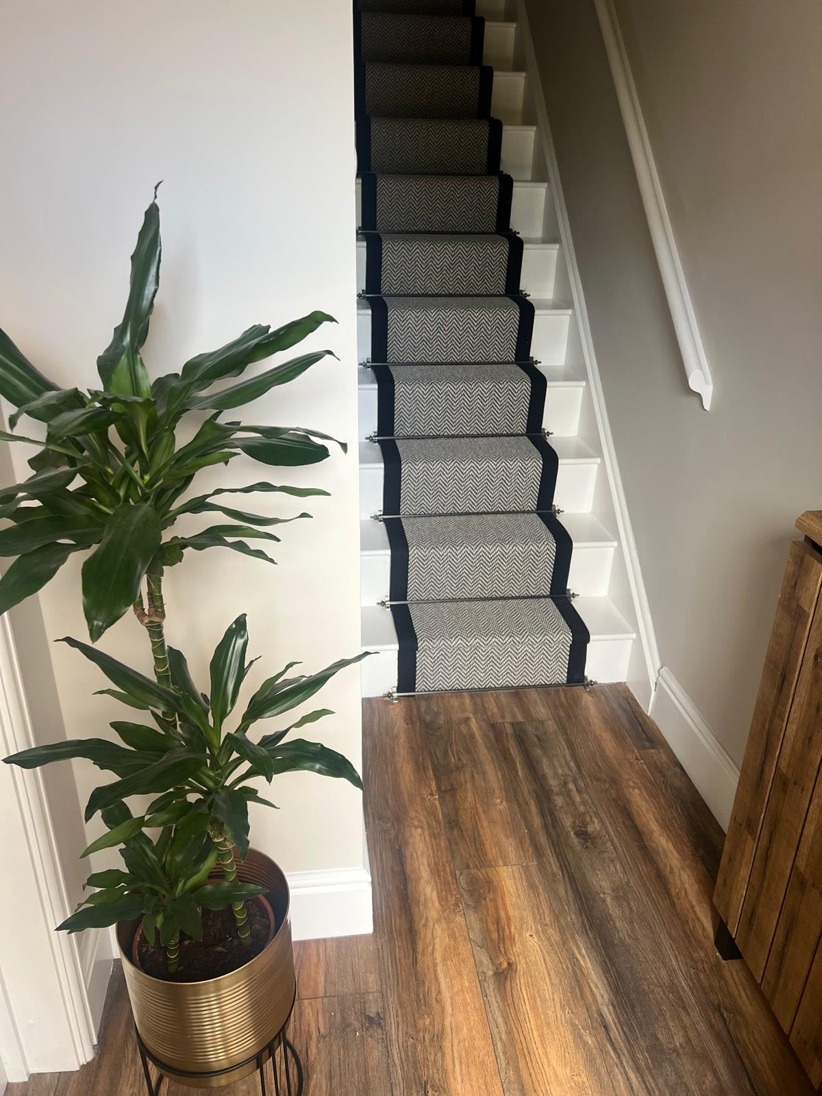 Black Edge - Herringbone