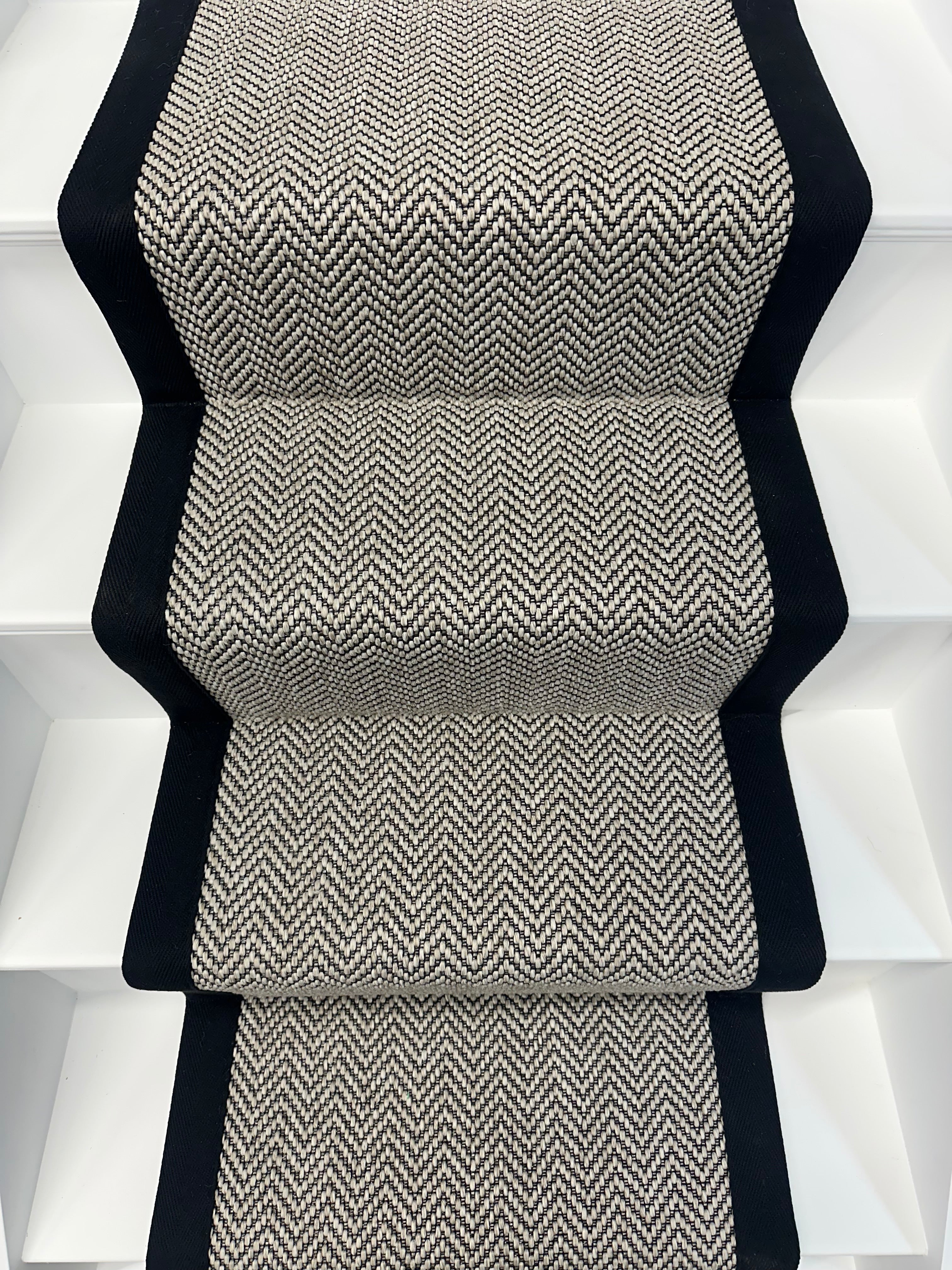 Black Edge - Herringbone