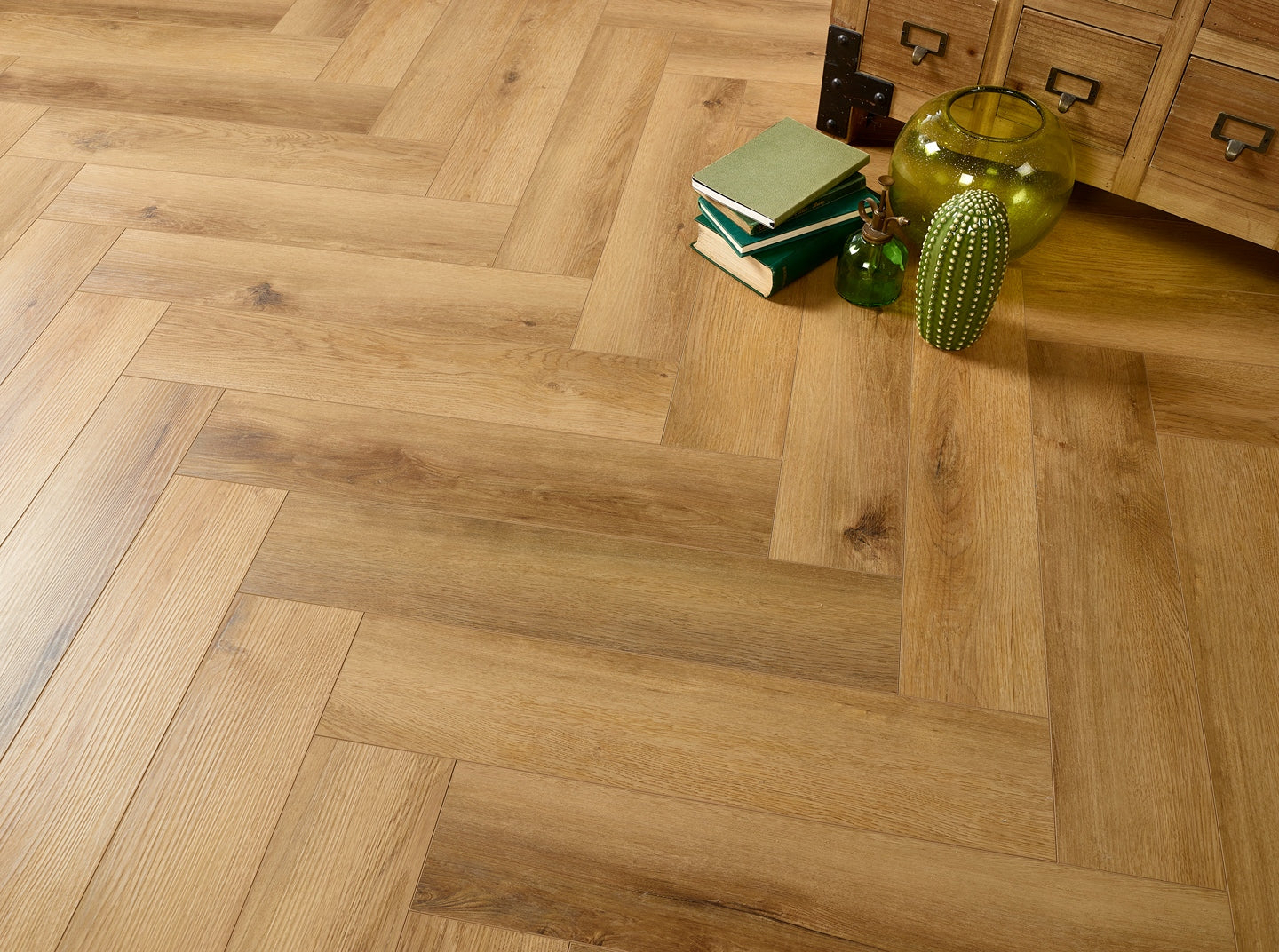 Herringbone Warm Wood - LVT